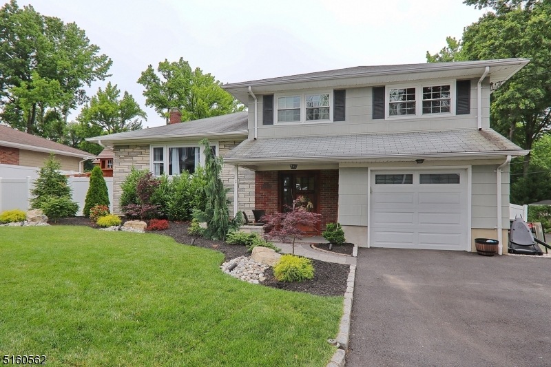 2 Pine St, Clark, NJ 07066 - photo 1