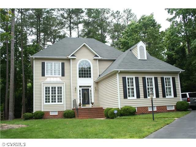 Exterior Front - Cul-de-sac lot