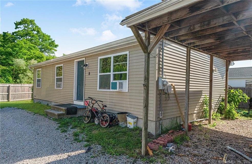 8 W Arch St, Pawcatuck, CT 06379 - photo 1