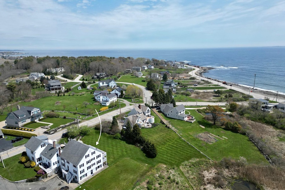 42 Washington Rd unit 1, Rye, NH 03870 - photo 1