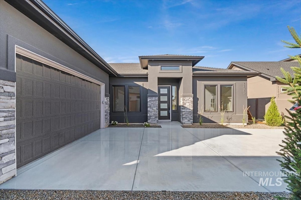 11343 W Perthshire Ln, Kuna, ID 83634 - photo 1
