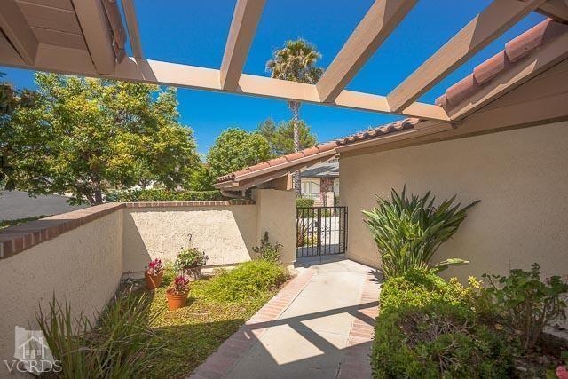 3884 Sunset Knolls Dr, Thousand Oaks, CA 91362 - photo 1
