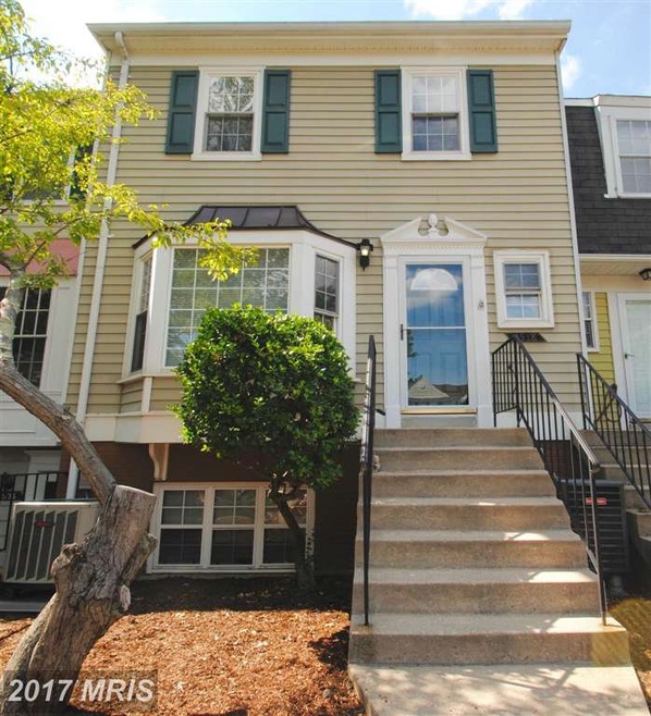 1538 Marlborough Ct, Crofton, MD 21114 - photo 1