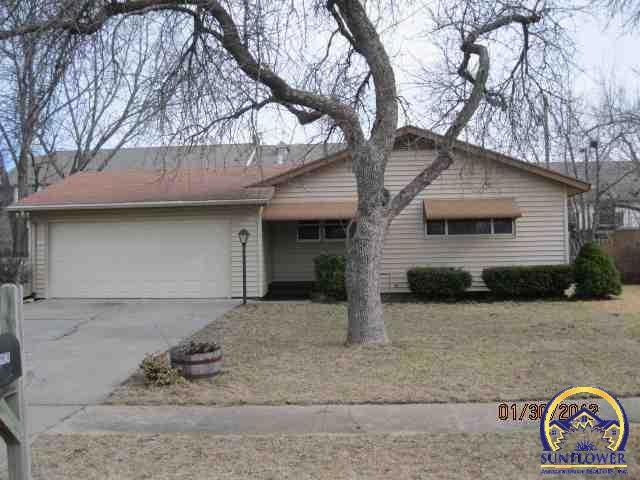 3612 SW Garfield Ave, Topeka, KS 66611 - photo 1