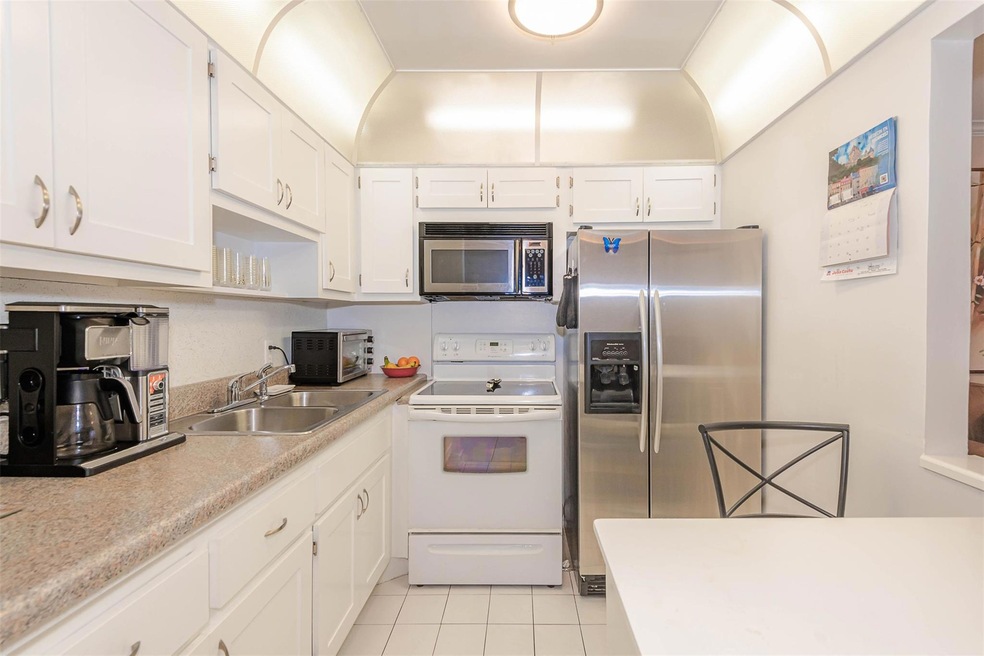 3071 NW 47th Terrace unit 317, Lauderdale Lakes, FL 33313 - photo 1