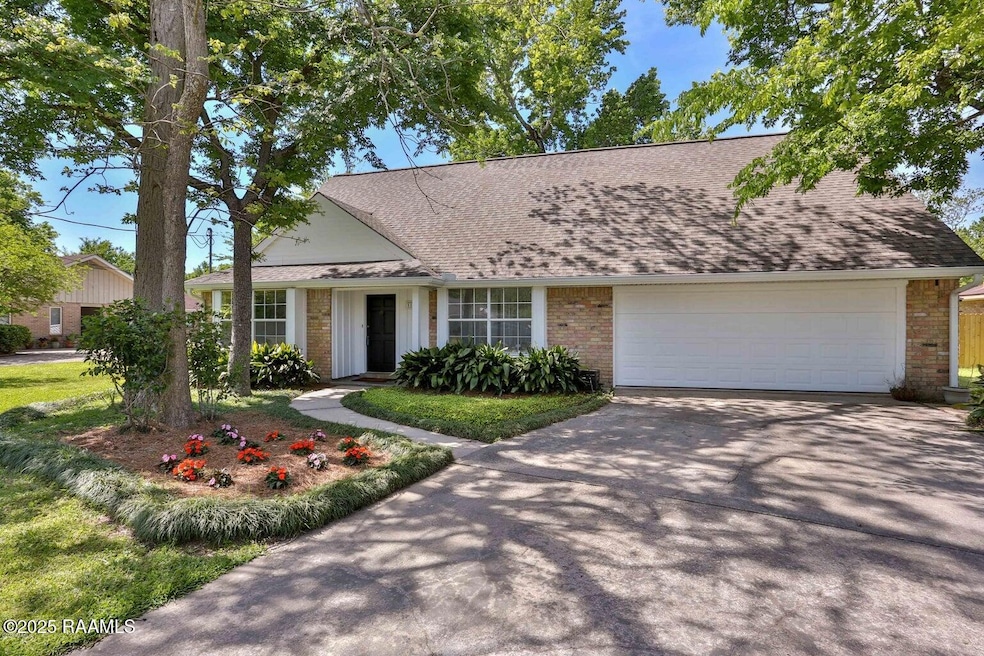 112 Marla St, Lafayette, LA 70508 - photo 1