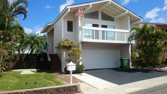 Freshly painted throughout and outside.  This hous