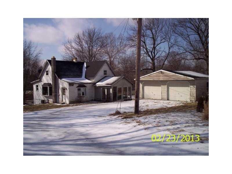 202 S Walnut St, Roachdale, IN 46172 - photo 1