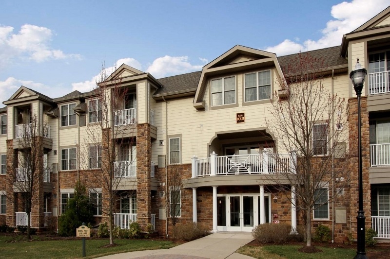 484 Victoria Dr unit E3, Bridgewater, NJ 08807 - photo 1