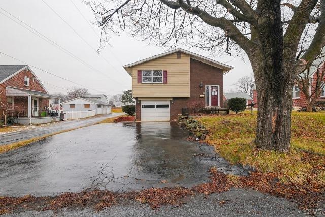 2007 Ruth St, Allentown, PA 18104 - photo 1