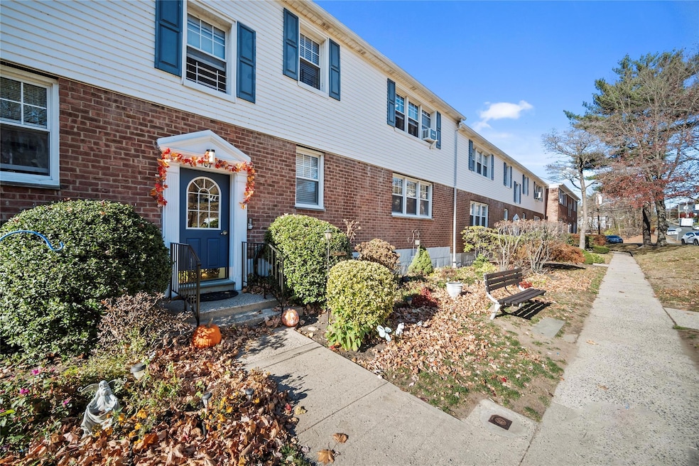 107 Columbus Ave unit 2A, West Harrison, NY 10604 - photo 1