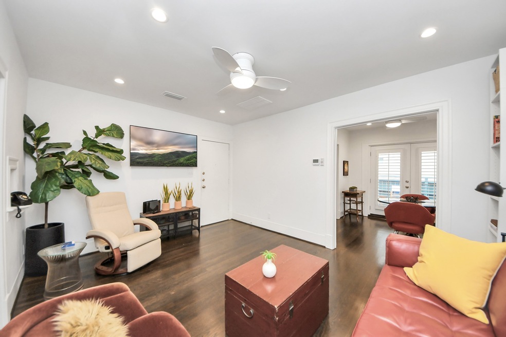 Updated unit with some very nice eclectic touches