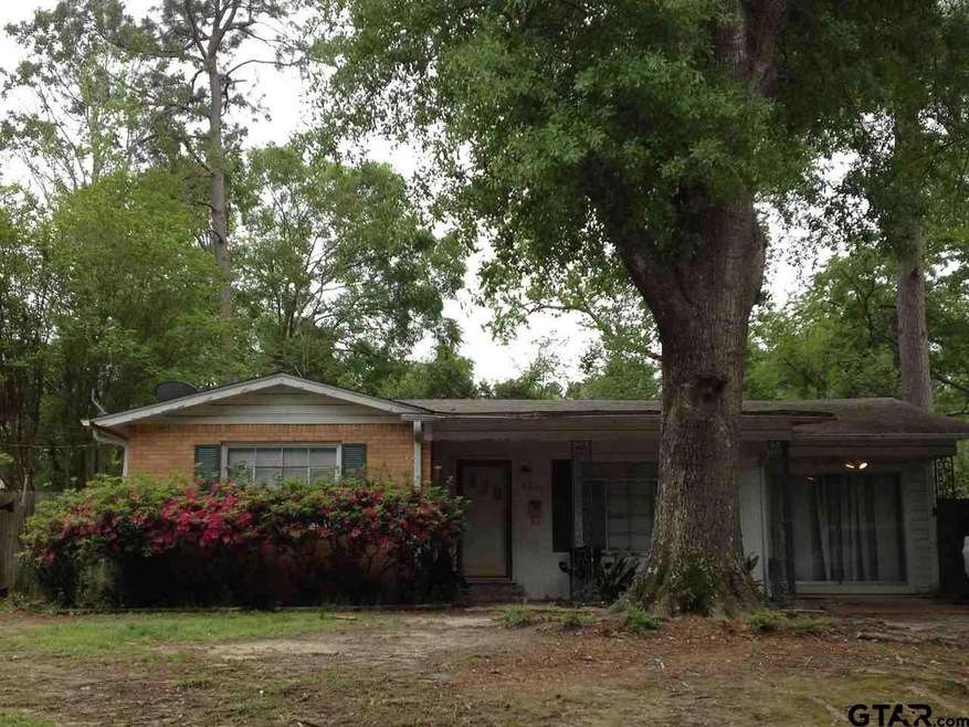 1218 S Azalea Dr, Tyler, TX 75701 - photo 1