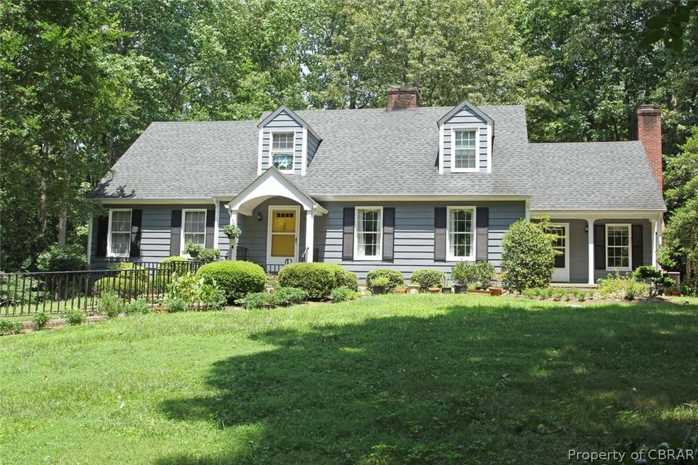 Charming home in a waterfront area with access to