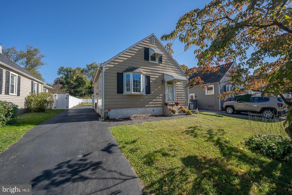 4913 Shepherd St, Brookhaven, PA 19015 - photo 1