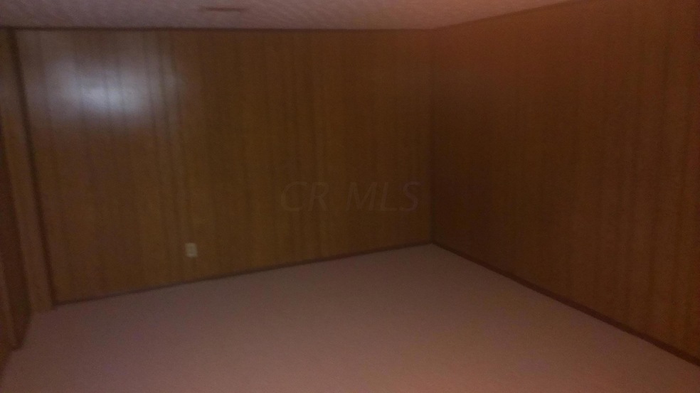 6207 Roxburgh basement