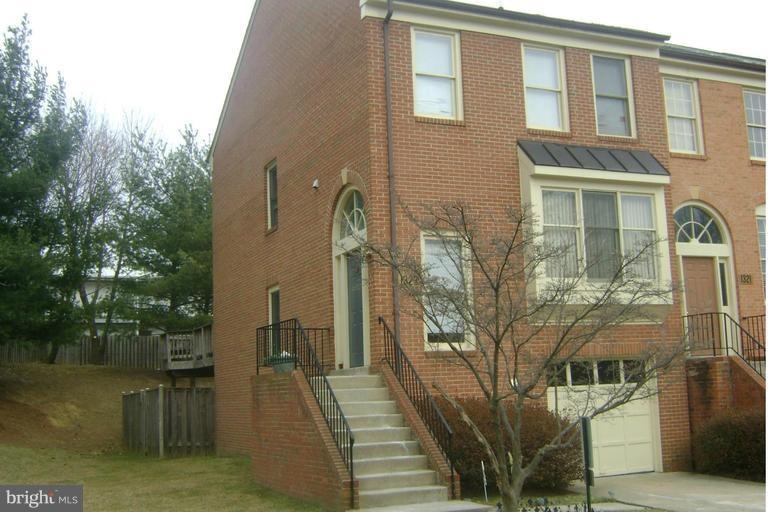 1323 Templeton Place, Rockville, MD 20852 - photo 1