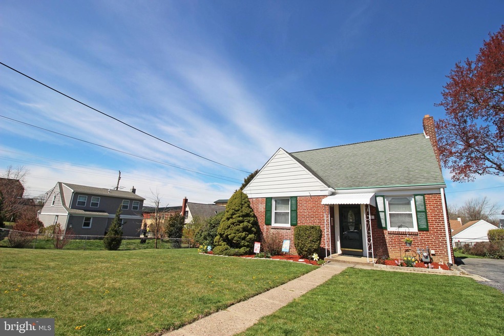 101 6th Ave, Folsom, PA 19033 - photo 1