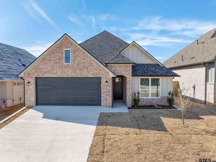 7043 Hillside Ave, Tyler, TX 75707 - photo 1