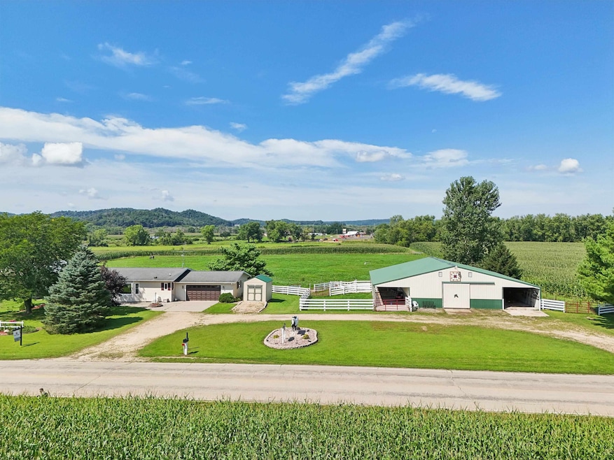 28632 County Hwy Ba, Richland Center, WI 53581 - photo 1