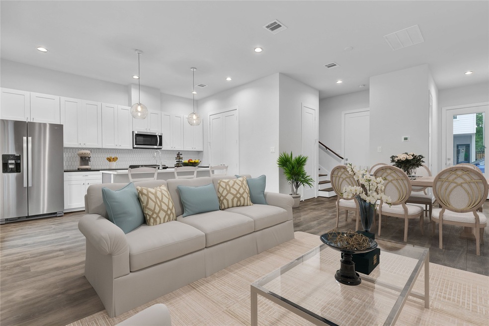 5737 White Magnolia St, Houston, TX 77091 - photo 1