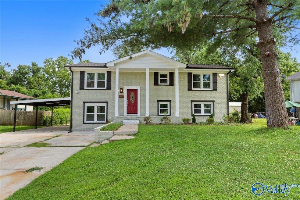 For Sale $298,000 • Co-Listing Agent