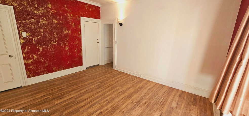 1319 Washburn St unit 1st floor, Scranton, PA 18504 - photo 1