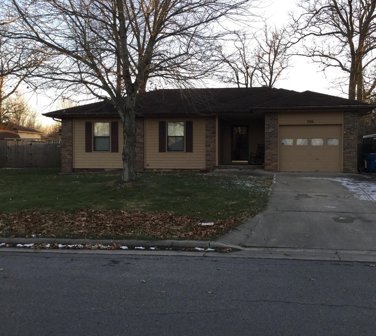 706 Striper Dr, Nixa, MO 65714 - photo 1