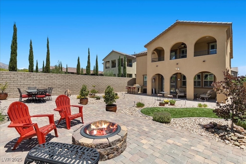 465 Cabral Peak St, Las Vegas, NV 89138 - photo 1