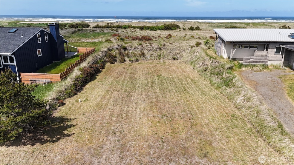 For Sale $260,000 • Co-Listing Agent