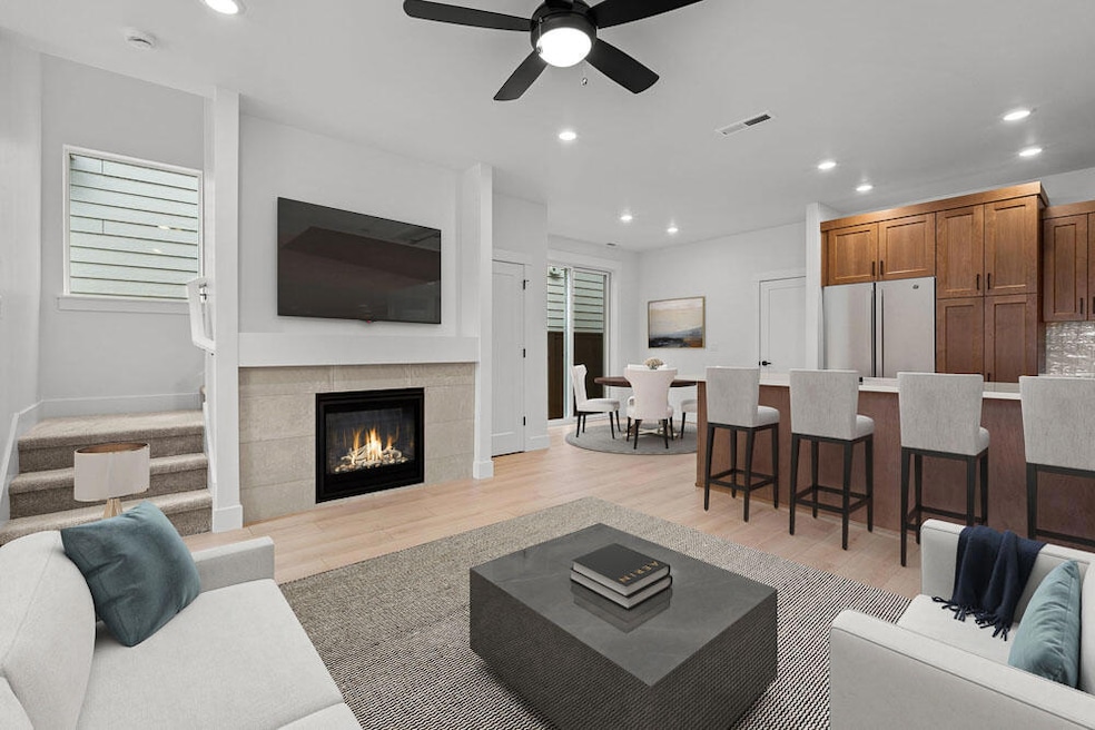 3093 NE Nipper Dr, Bend, OR 97701 - photo 1