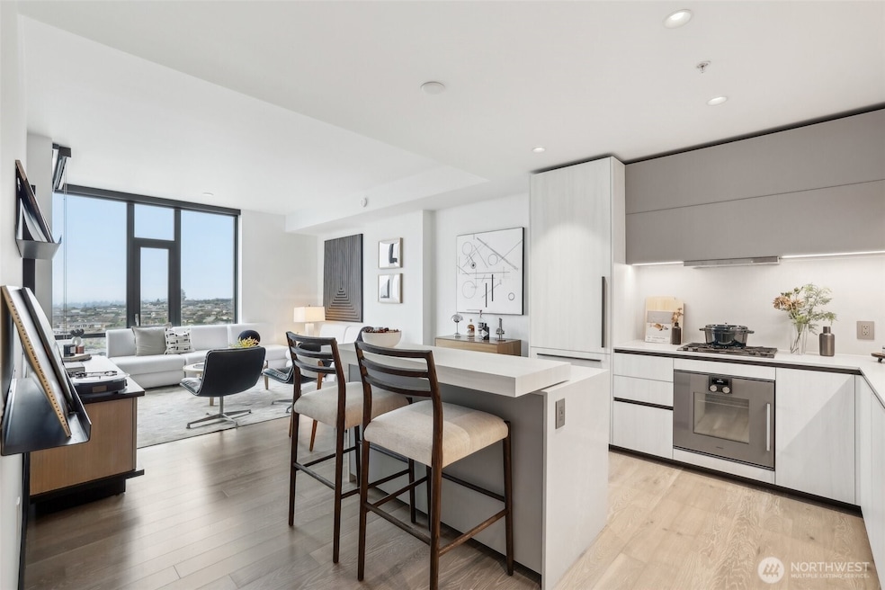 Avenue Bellevue unit 702, Bellevue, WA 98004 - photo 1