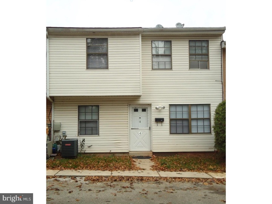 4 Sawmill Run, Norristown, PA 19401 - photo 1