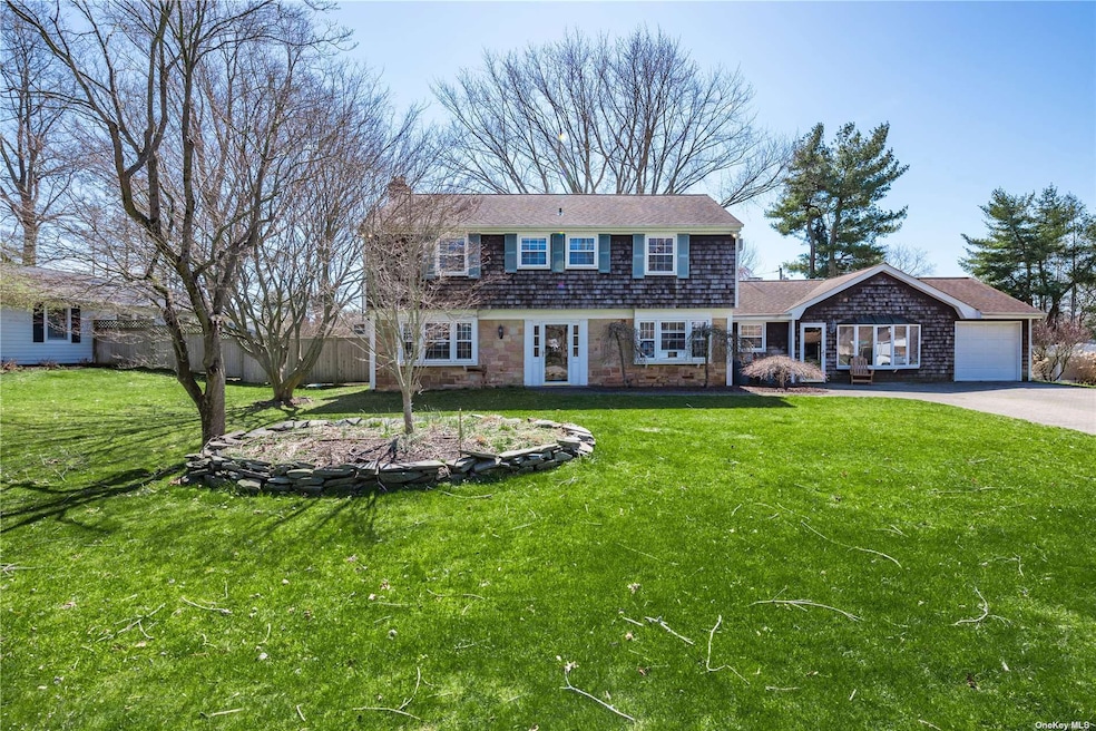 6 Malvern Ln, Stony Brook, NY 11790 | MLS# ONE3542221 | Homes.com