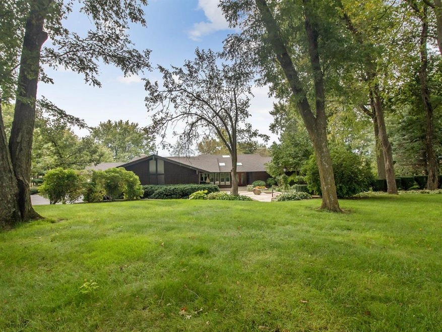 1792 S 28th Ave E, Newton, IA 50208 - photo 1