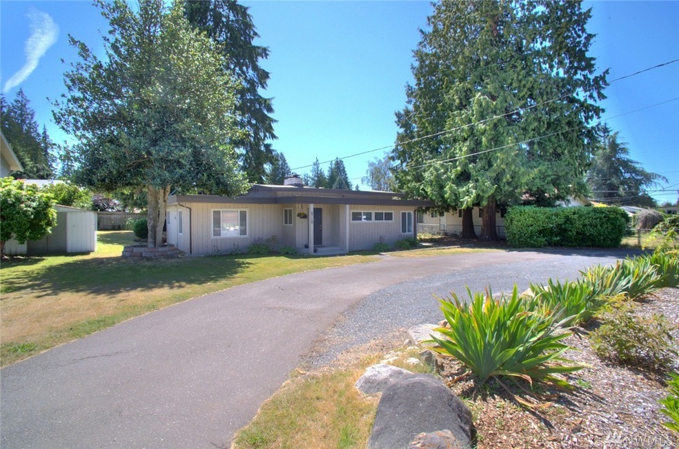 8718 220th St SW, Edmonds, WA 98026 - photo 1