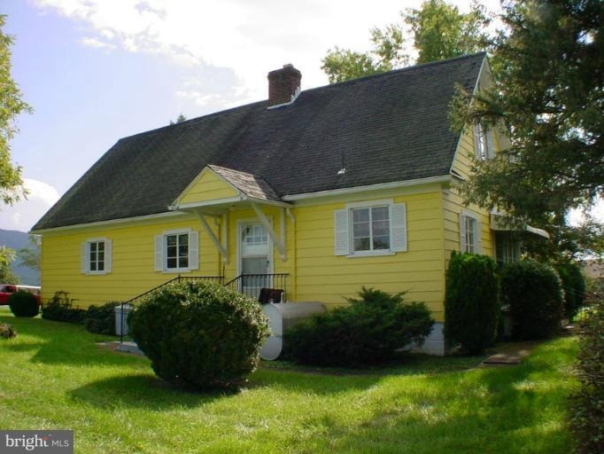 300 Clicks Ln, New Market, VA 22844 - photo 1