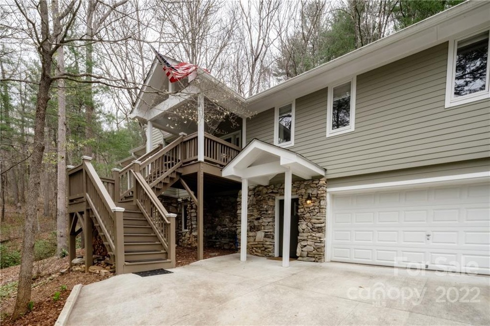 54 Ballantree Dr, Asheville, NC 28803 - photo 1