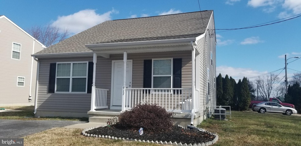 917 Wildel Ave, New Castle, DE 19720 - photo 1