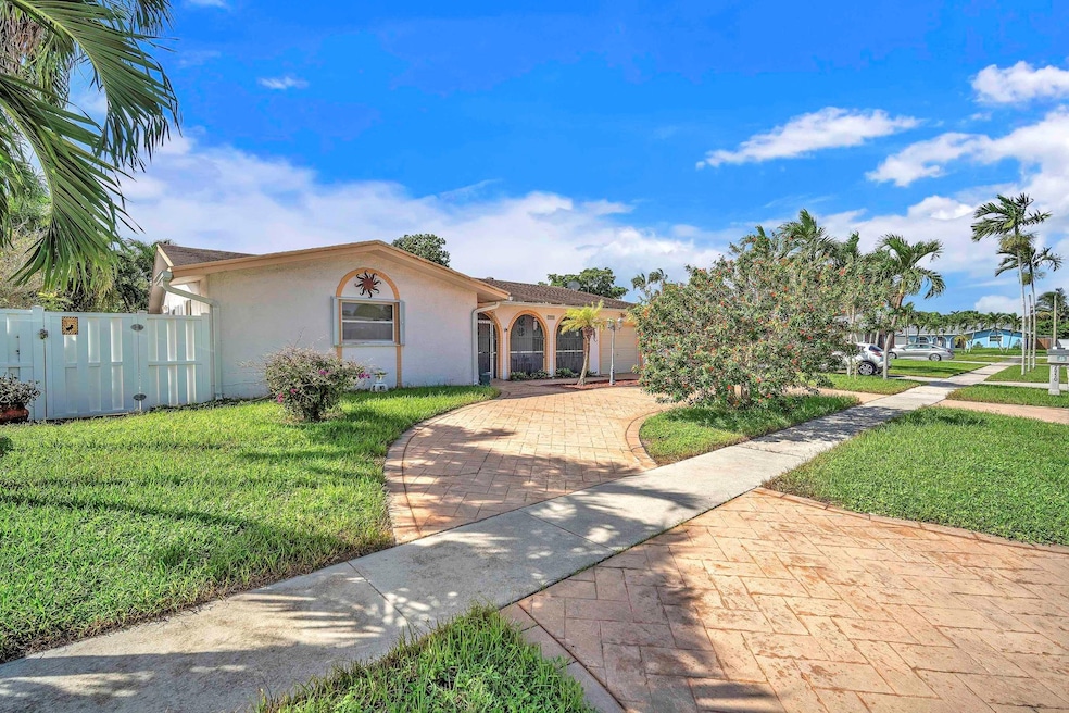 For Sale $549,900 • Co-Listing Agent