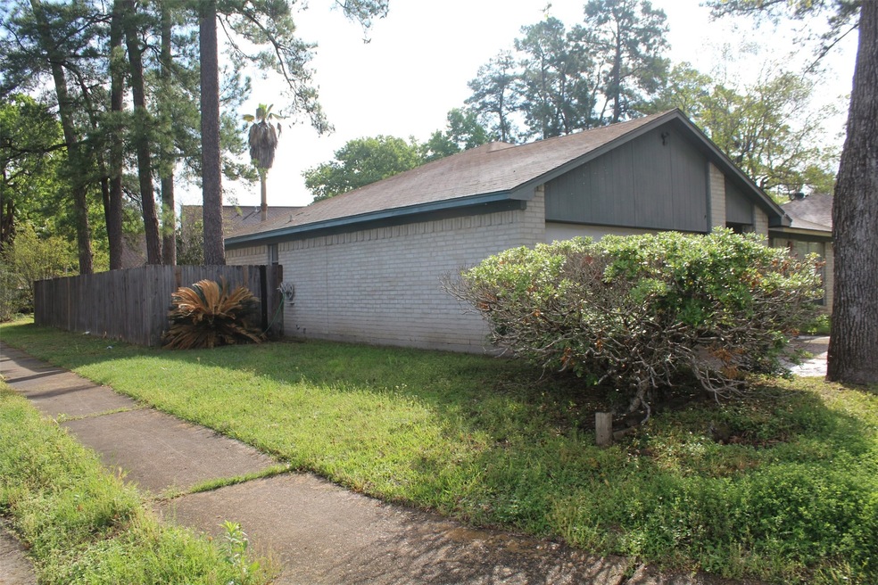 23414 Dew Wood Ln, Spring, TX 77373 - photo 1