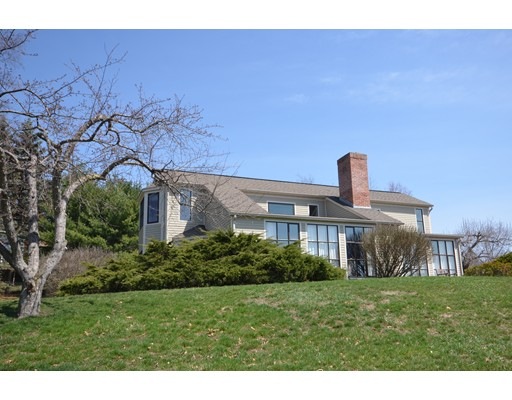 235 Iduna Ln, Amherst, MA 01002 - photo 1