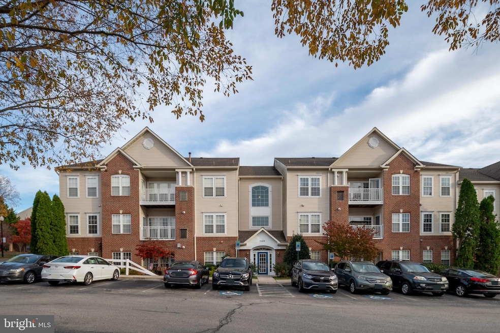 2503 Amber Orchard Ct W unit 302, Odenton, MD 21113 - photo 1