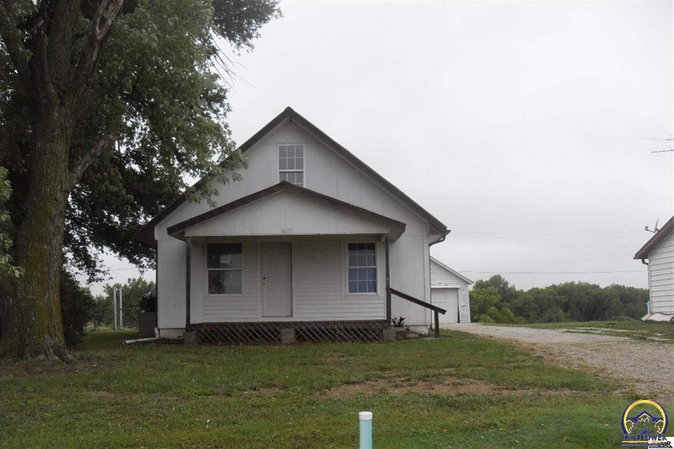16055 R Rd, Mayetta, KS 66509 - photo 1