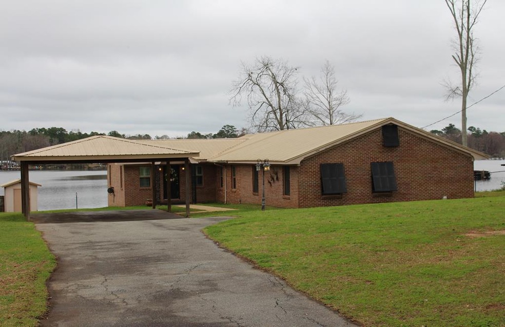 501 Smoak Bridge Cir, Warwick, GA 31796 - photo 1