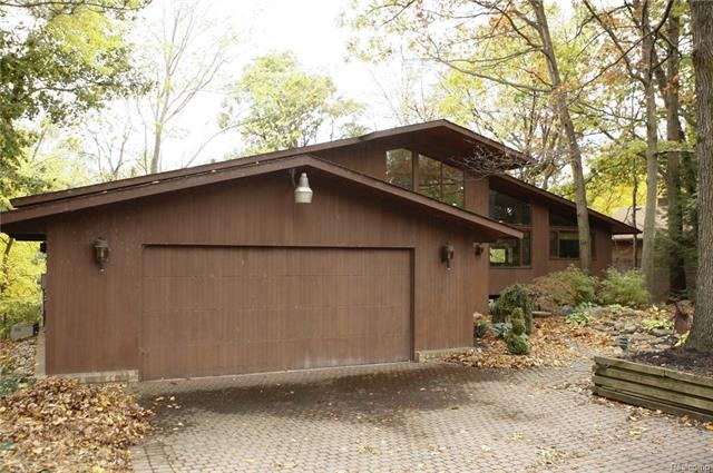 4442 Rolling Pine Drive