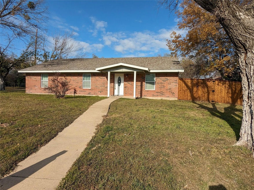 8144 Raymond Ave, Fort Worth, TX 76108 - photo 1