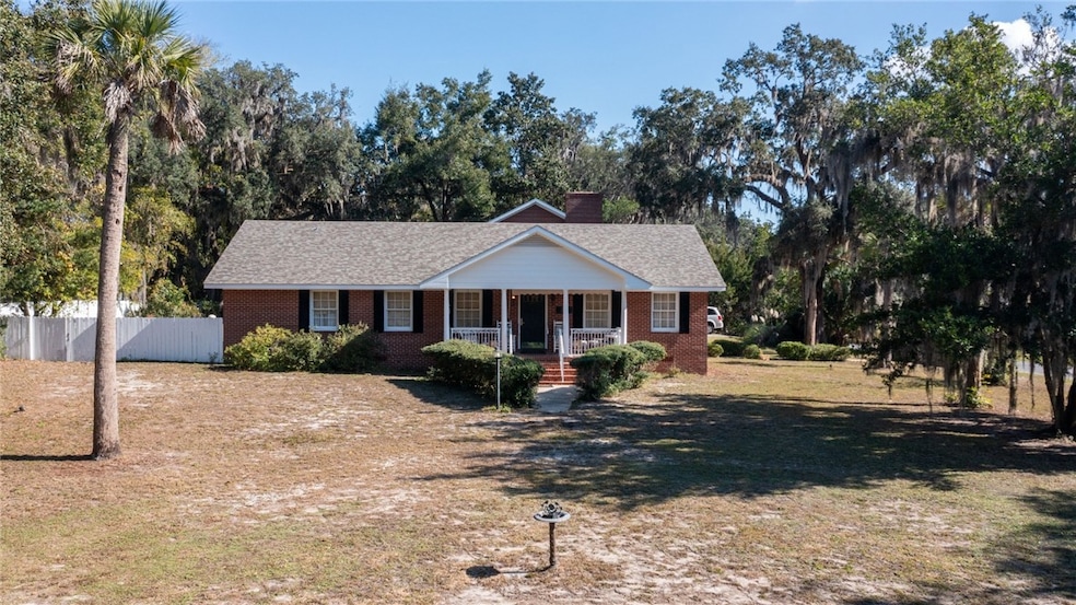 300 Dilworth St, Saint Marys, GA 31558 - photo 1