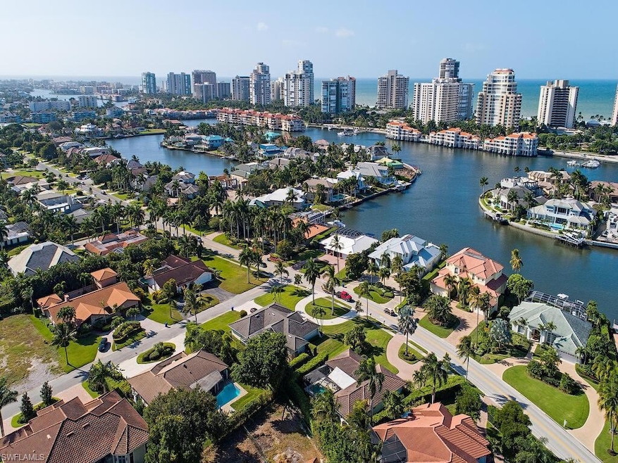 4406 Crayton Rd, Naples, FL 34103 - photo 1