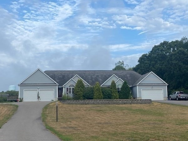 231 Elm St unit 231, Blackstone, MA 01504 - photo 1